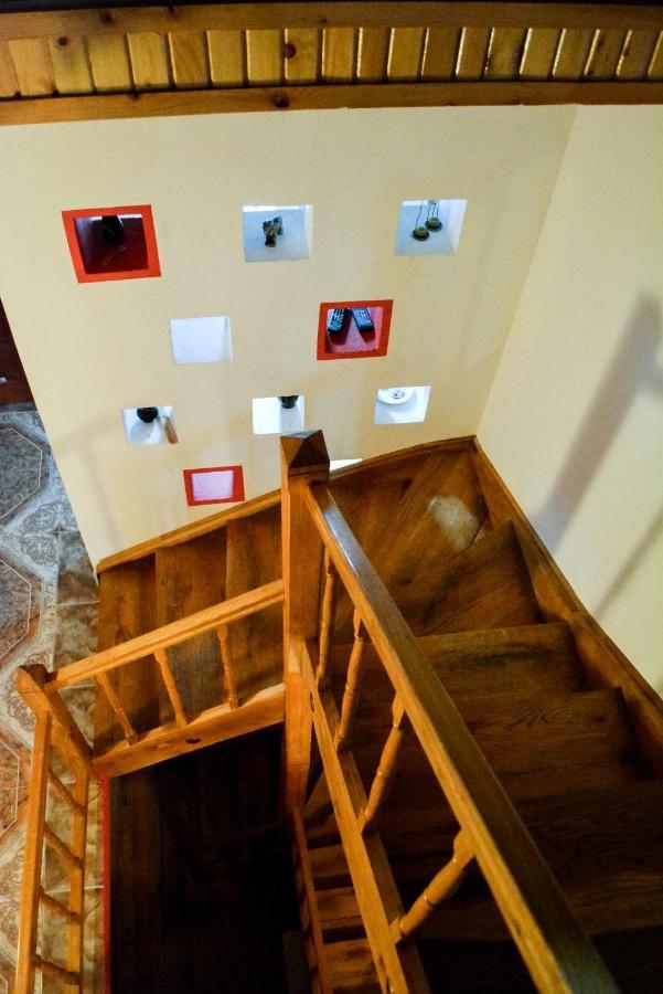 Grandpa'S Hidden Crib, 6 Bedroom, Pet Friendly Sinaia Esterno foto