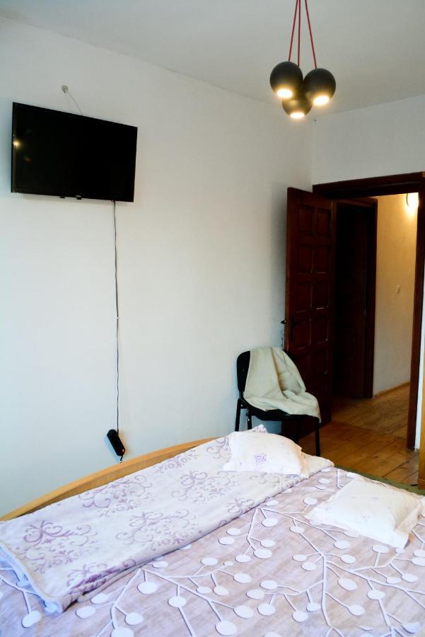 Grandpa'S Hidden Crib, 6 Bedroom, Pet Friendly Sinaia Esterno foto